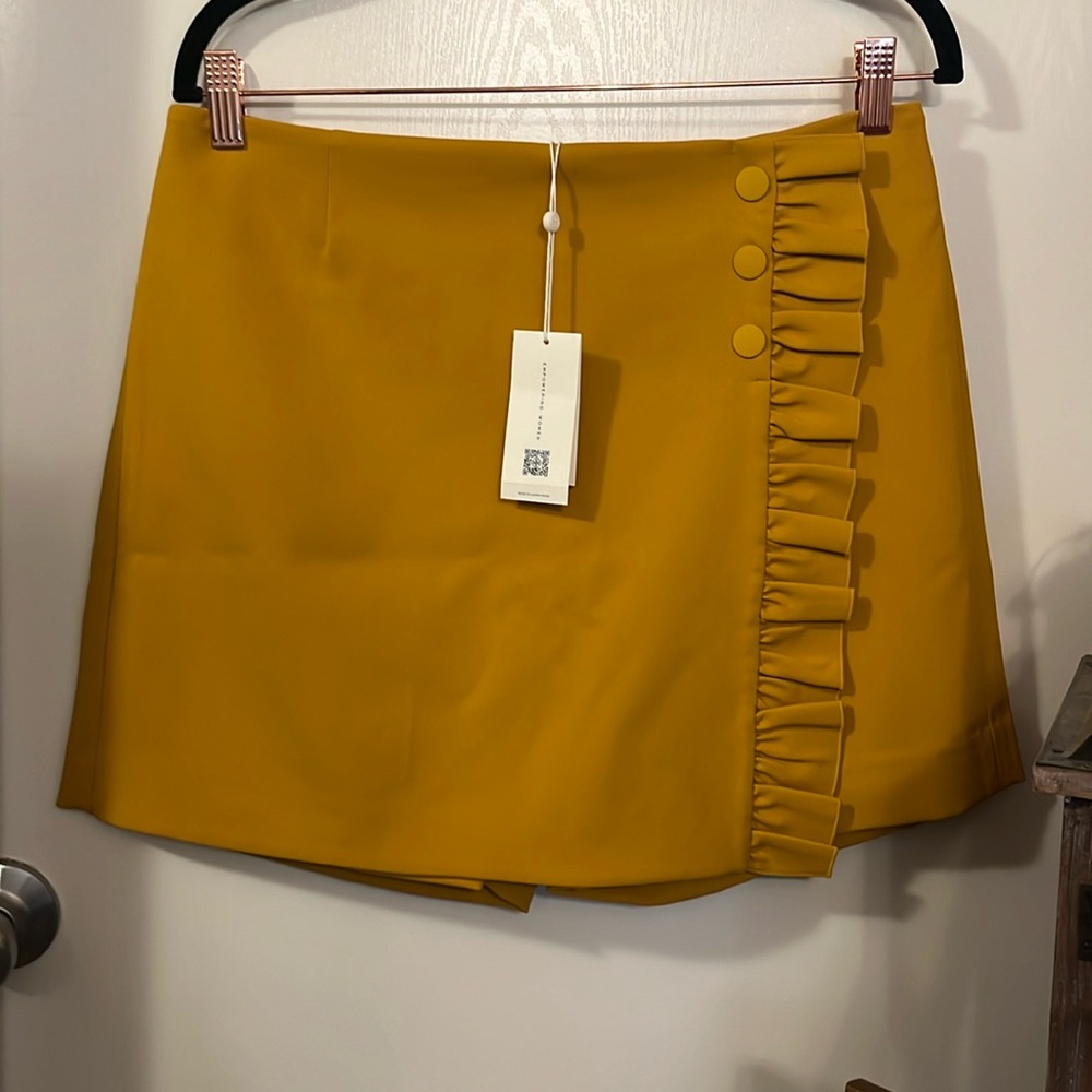 Tory Burch skort